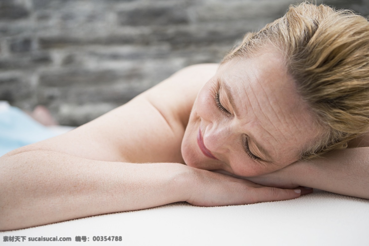 做 spa 女性 水疗 休闲 水疗美容 养生 放松 舒缓 生活 护理 温泉疗法 生活人物 人物图片