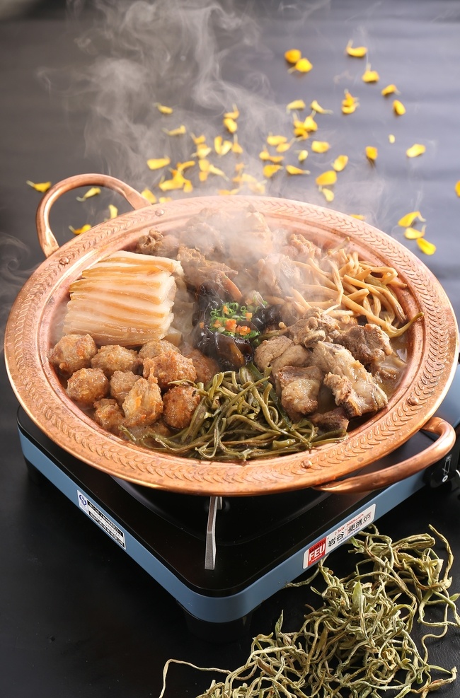 銅鍋 全家福 特色 美食 標品 菜譜樣式