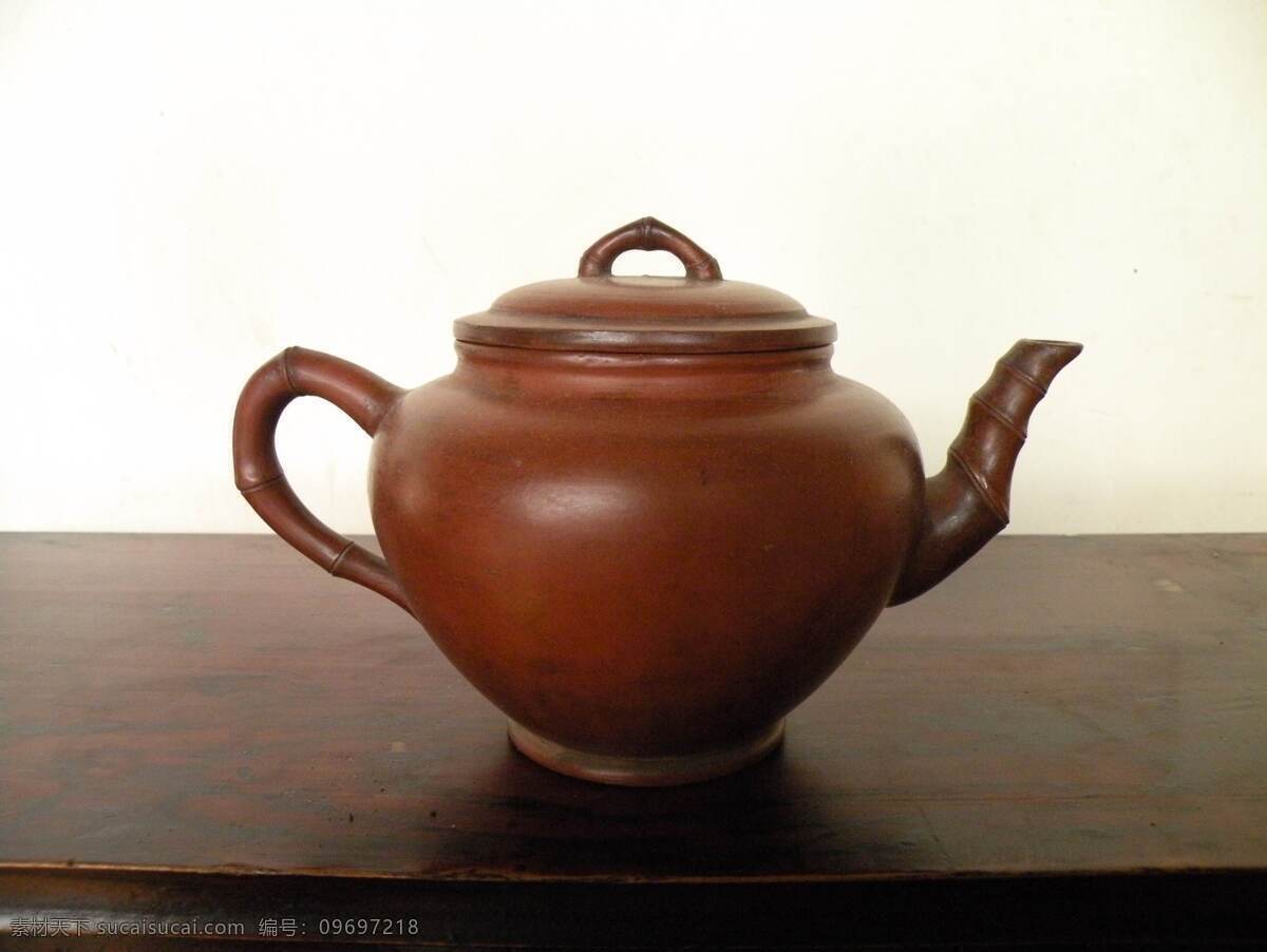 餐具廚具 餐飲美食 茶壺 茶具 廚房用品 紫砂壺 宜興 優(yōu)質(zhì)陶土 精工制作 燒制而成 壺形各異 宜興陶藝制品 泡茶器具 茶房用品 廚房用品之一 廚具餐具 家居裝飾素材 室內(nèi)設(shè)計