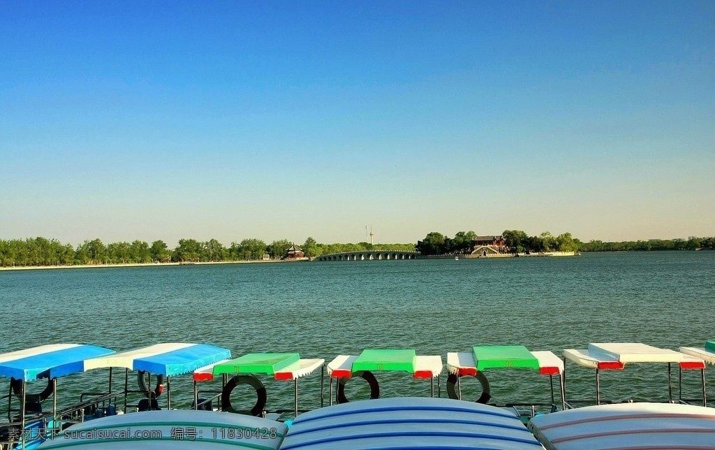 颐和园昆明湖 颐和园 昆明湖 旅游 绿水 游船 国内旅游 旅游摄影