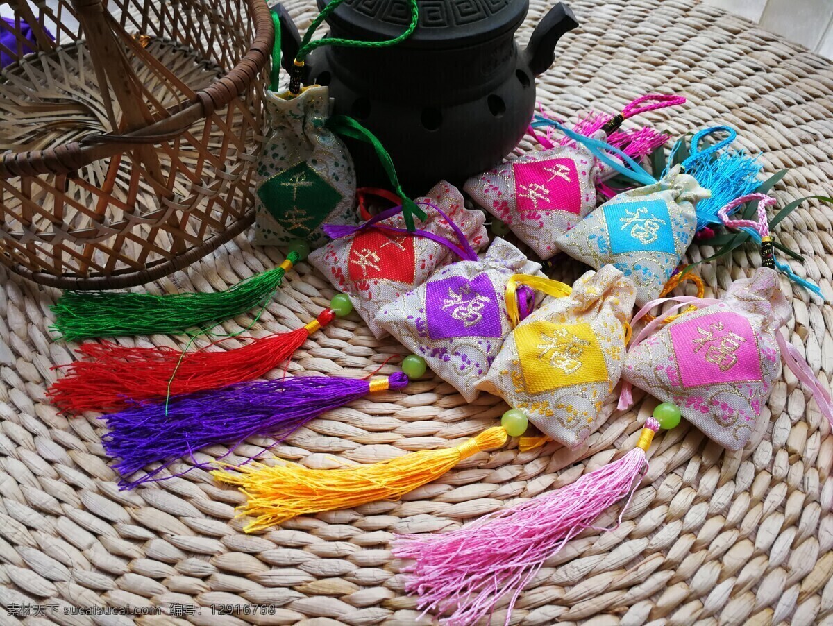 香囊 福袋 香袋 香包 荷包 传统文化 手工艺品 挂件 吉祥 饰品 挂件图案 布艺 生活百科 生活素材