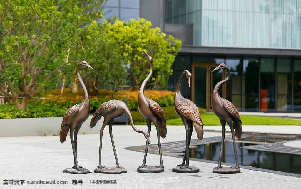 園林景觀 裝飾 仿 銅 仙鶴 雕塑 擺件 園林 景觀 地產(chǎn) 小區(qū) 售樓部 庭院 花園 動物 玻璃鋼 水池 水景 建筑園林