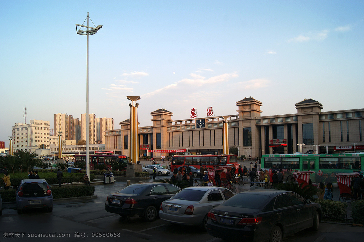 襄阳火车站 襄阳 襄樊 武汉 襄阳市 市区 客运 铁路运输 火车站 建筑摄影 建筑园林