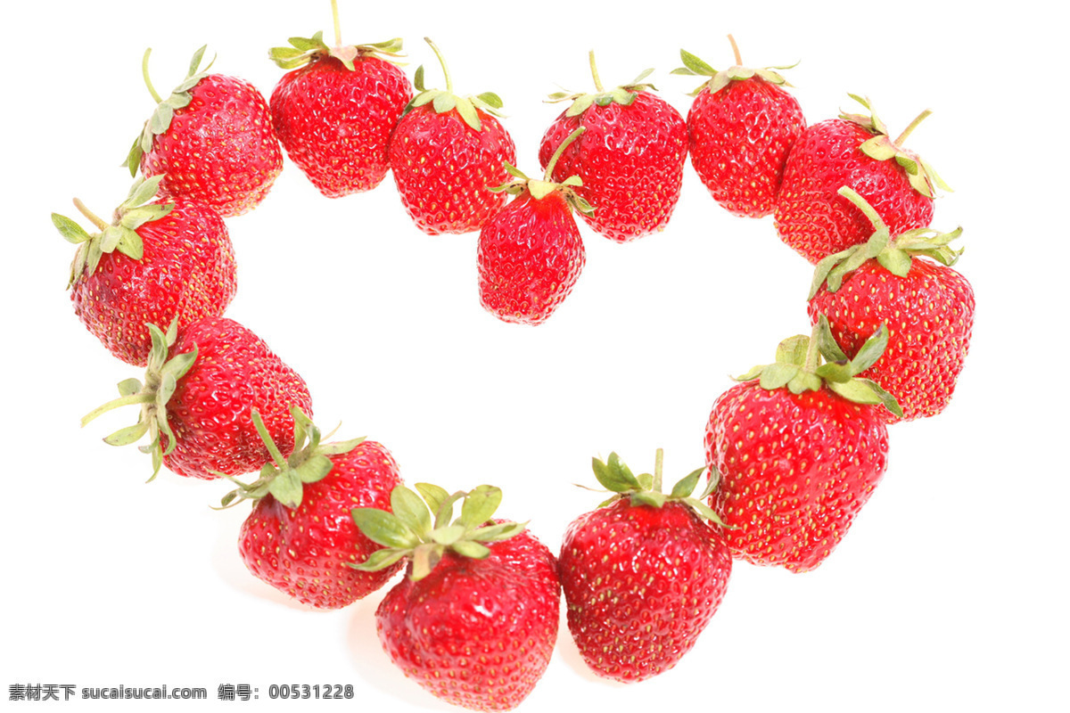 草莓 绿叶 生物世界 蔬菜 蔬菜水果 水果 新鲜水果 心型草莓 草莓特写 心形草莓 水果主题 新鲜草莓 水果高清图片 风景 生活 旅游餐饮