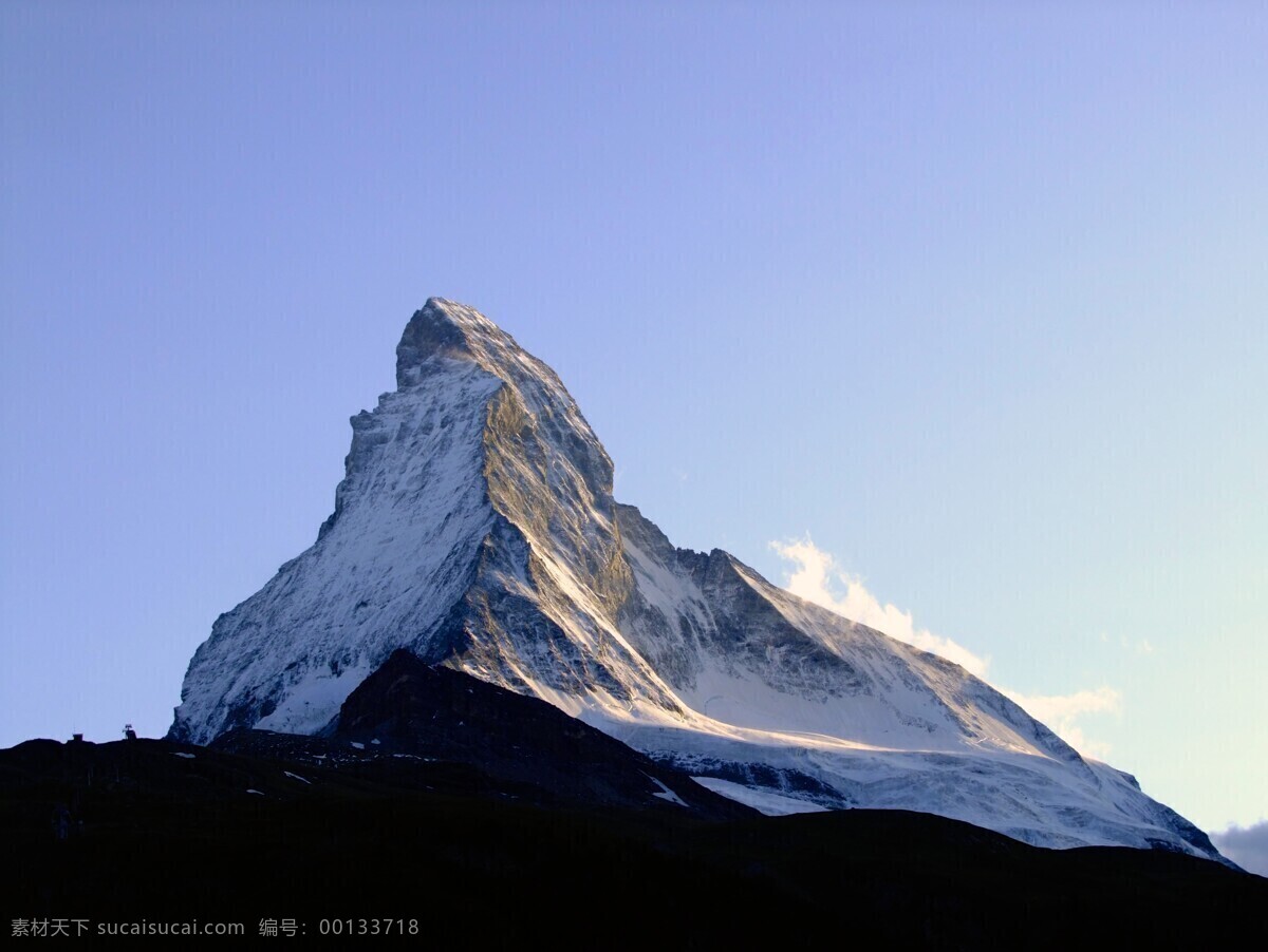 雪山 山顶 山尖 天空 蓝色 素材天下 自然景观 自然风景