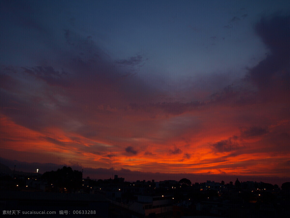 夜景天空 夜晚的天空 夜景 天空 红色的云 恐怖天空 自然景观 自然风景