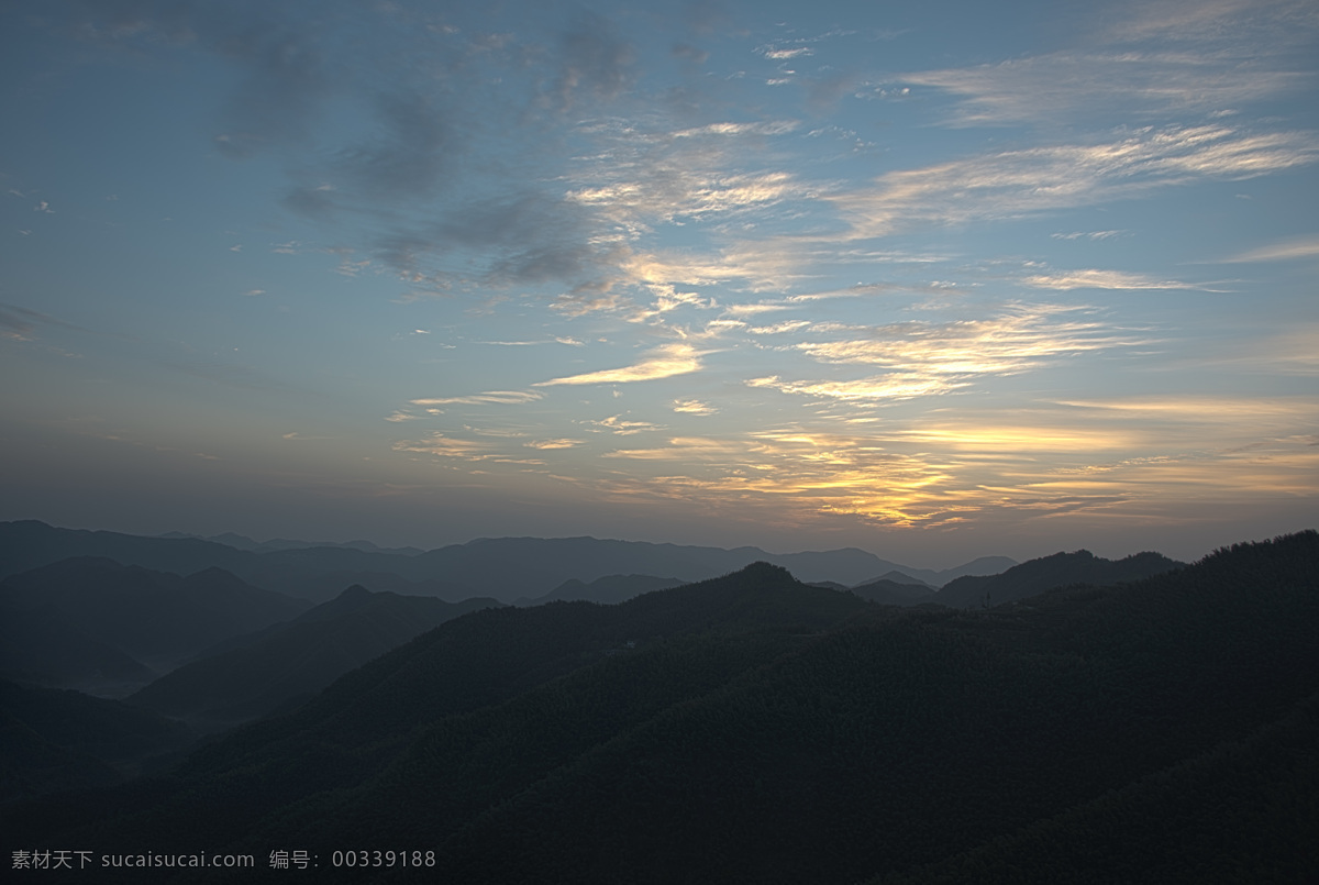 曙光 夕阳 日出 光 天空 早晨天空 云霞 晴空 风景照 自然景观 自然风景