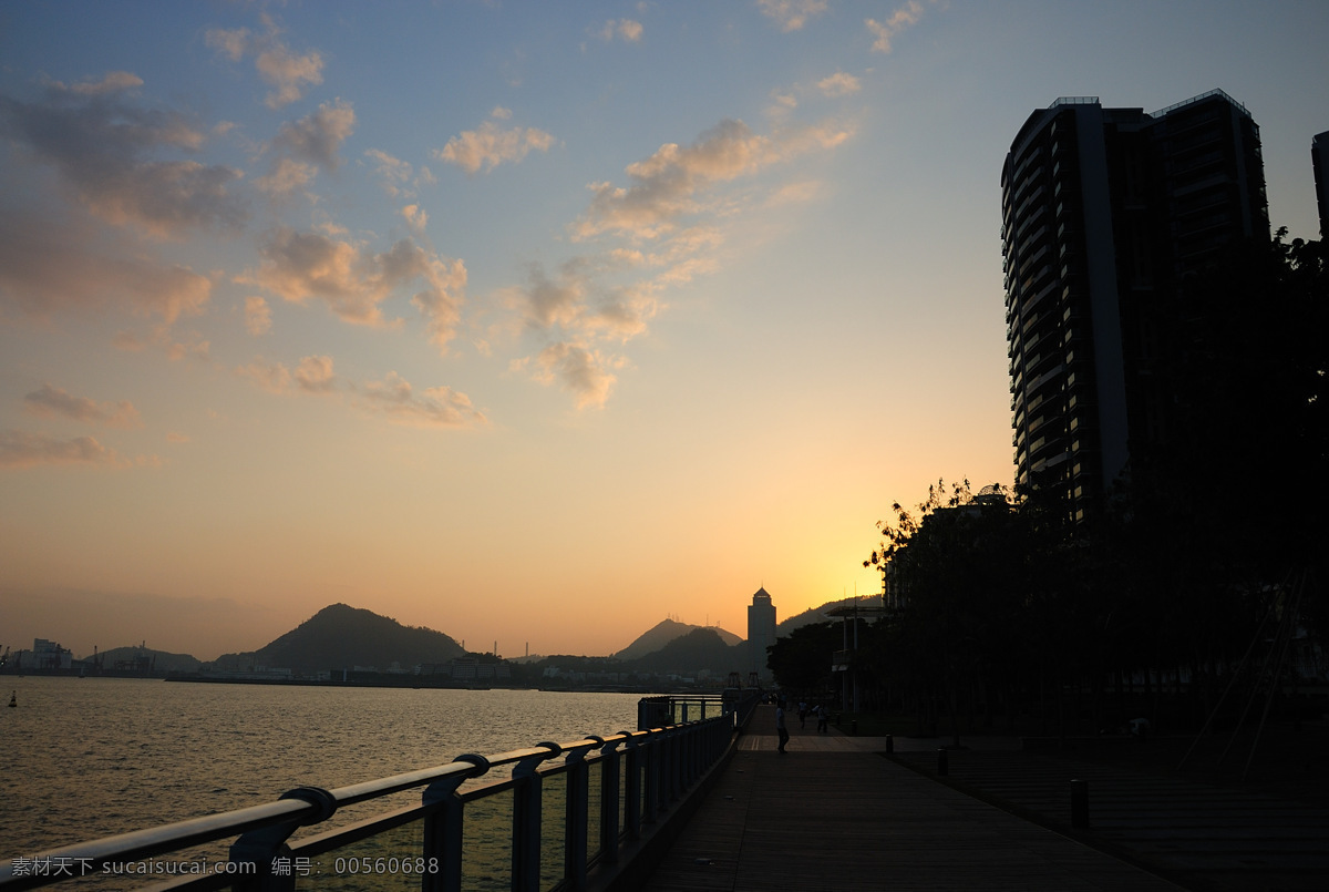海边的黄昏 国内旅游 海景房 豪宅 黄昏 旅游摄影 码头 晚霞 边的黄昏 深圳湾 富人区 半岛城邦 南海玫瑰园 蛇口 滨海走廊 大南山 妈湾电厂 深圳风光 风景 生活 旅游餐饮