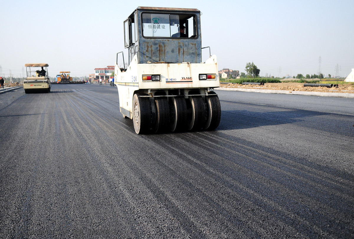 道路 面层 沥青 施工 道路面层 工程 修路 现代科技 工业生产
