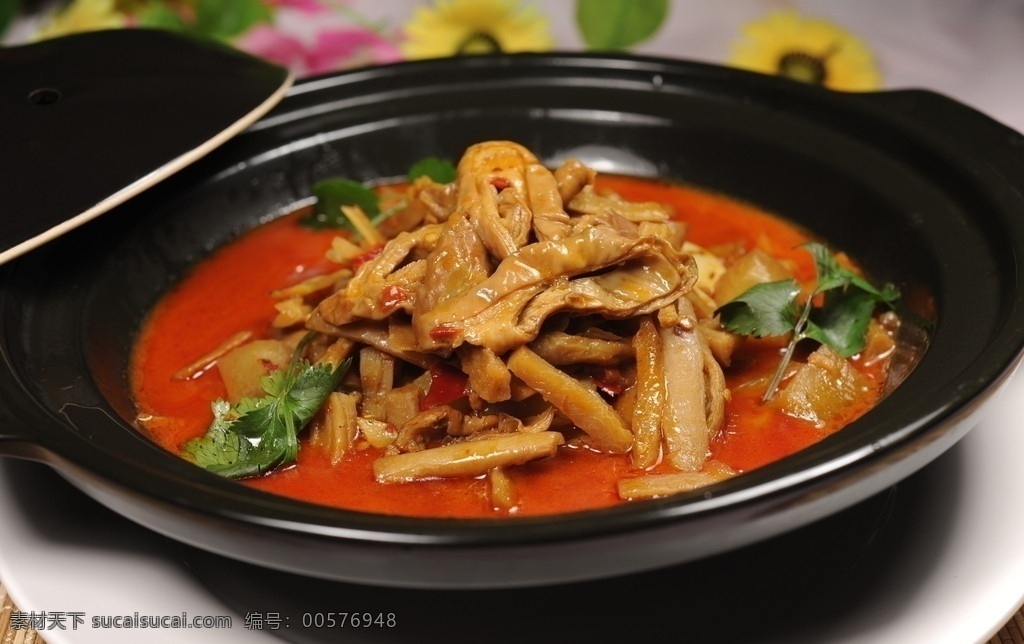 风干 萝卜 炖 肥肠 风干萝卜 炖肥肠 菜品照片 菜品 热菜 传统美食 餐饮美食