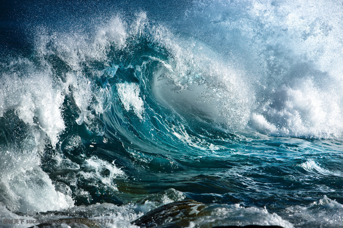 汹涌的海浪 自然风景 汹涌 海浪 水花 壮观 蓝色 水雾 海水 自然景观 黑色