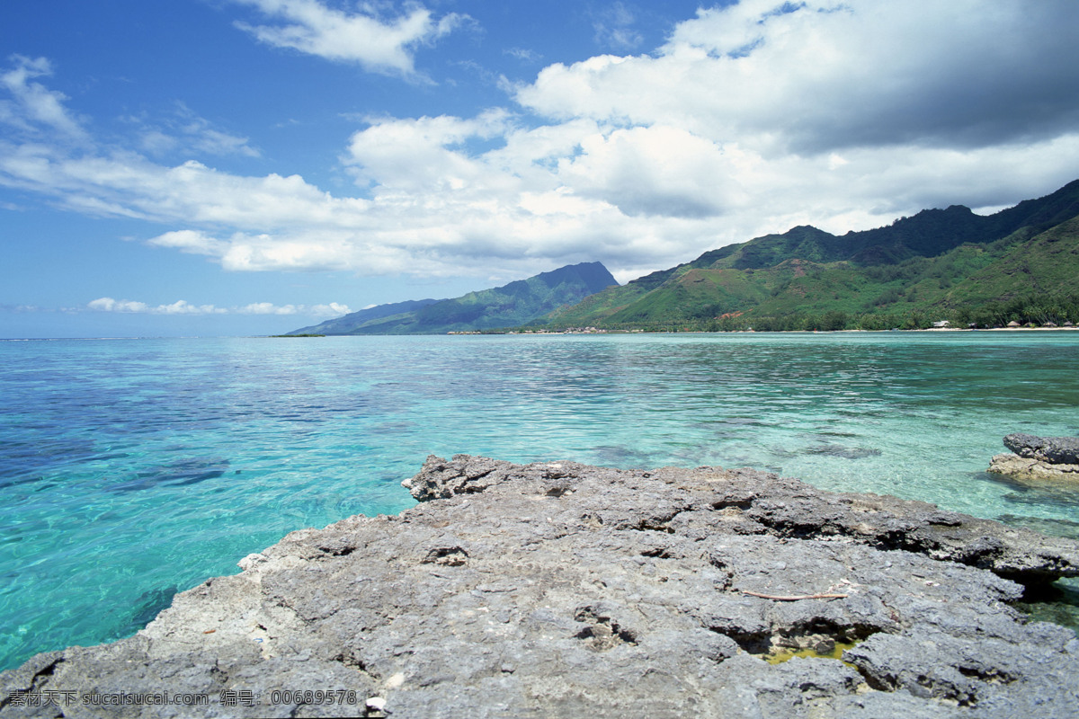 海景 海浪 自然景观 海波极景 沙滩 礁石 椰子树 蓝天 白云 倒映 自然风景