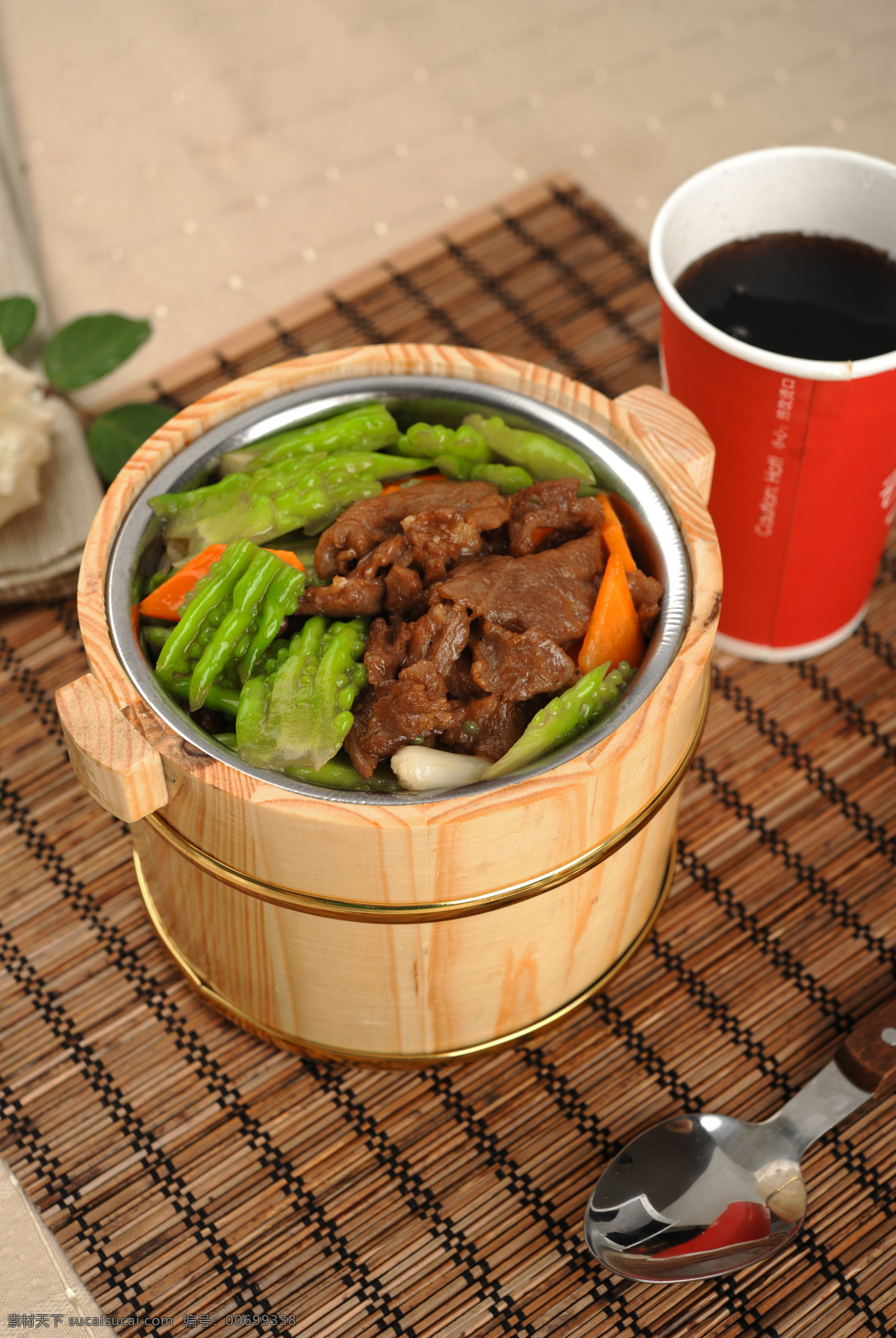 牛肉木桶饭 美食 美味 高清 中餐 西餐 餐饮美食摄影 传统美食 餐饮美食