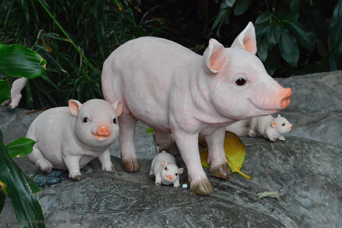 主题雕塑 小猪模型 雕塑 植物园风景 动物 园林美景 园林 园林景观 雕塑造型 建筑园林