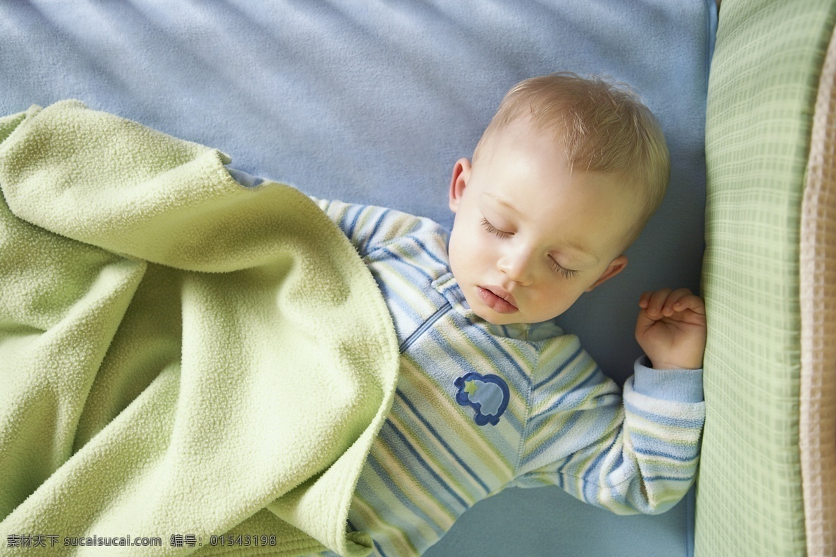 正在 睡觉 男孩 可爱 外国人 儿童 儿童摄影 儿童图片 人物图片
