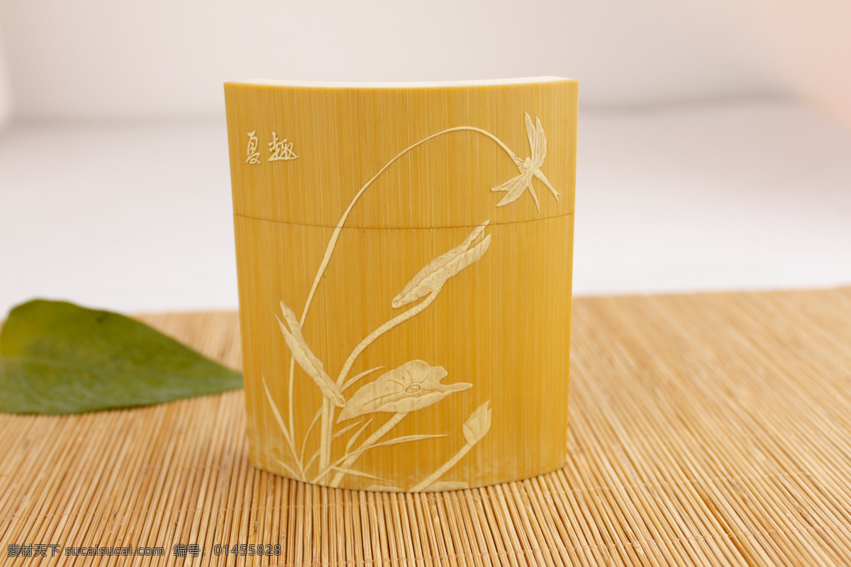 东阳 留 青竹 刻 烟盒 雕 竹刻 荷花 蜻蜓 树叶 竹席 传统文化 文化艺术