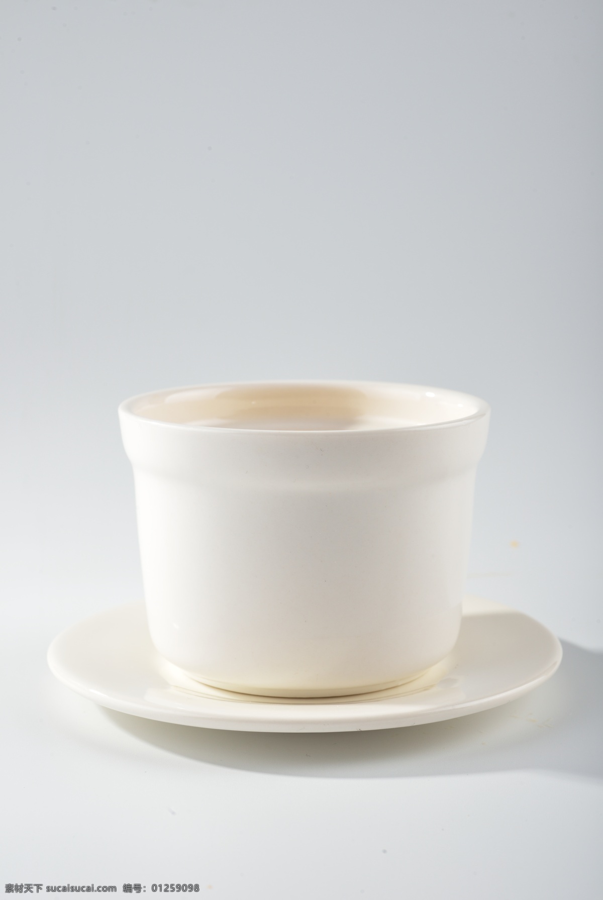 灰色 背景 下 汤 盅 瓷器 汤碗 汤盅 白瓷 瓷碗 瓷杯 白色 托盘 静物 灰背景