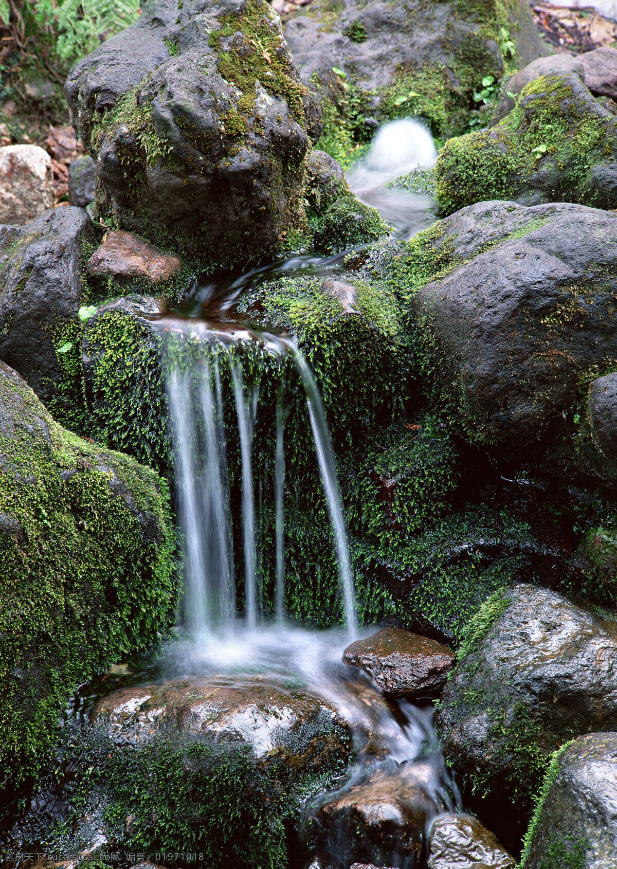 石头 瀑布 美丽风景 自然风景 风景摄影 大自然 美景 景色 山水风景 溪流 瀑布图片 风景图片