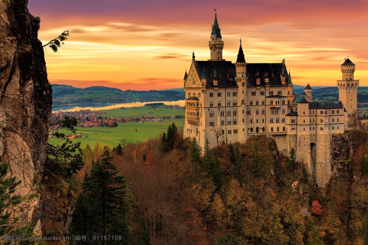 天鹅堡 欧洲 古堡 黄昏 山崖 高山 悬崖 童话 童话城堡 德国 山脉 旅游摄影 国外旅游