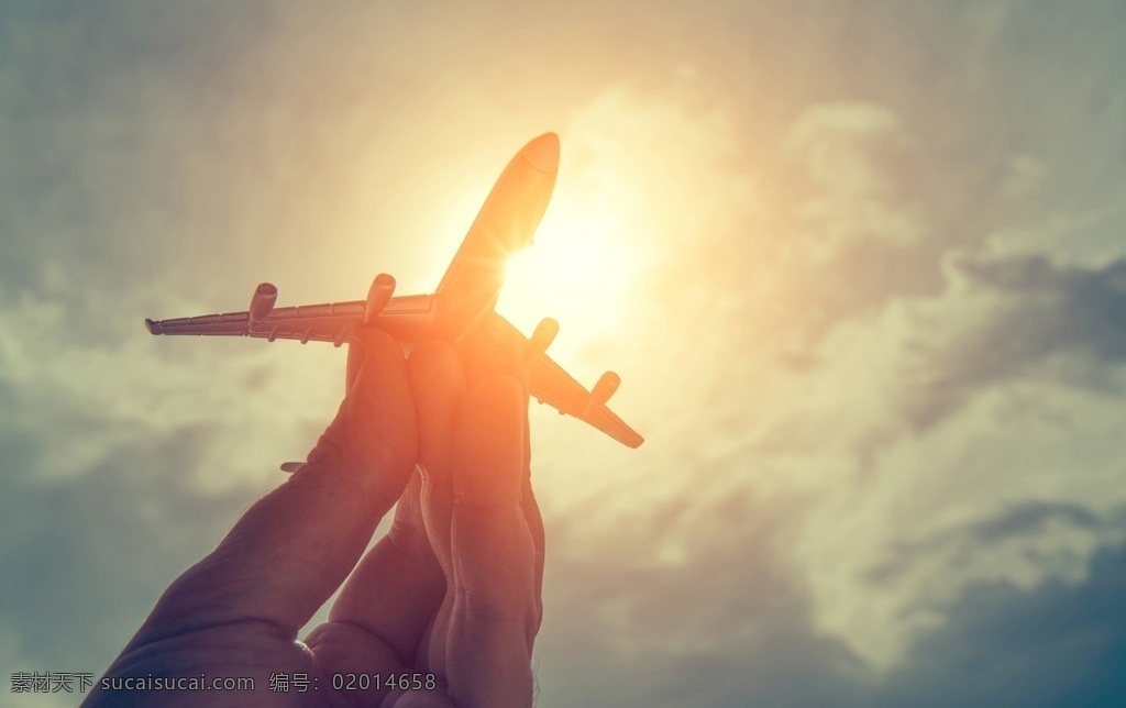 手中的飞机 云海 飞机 云层 云 机翼 飞行 旅游 起飞 翱翔 云端的飞机 航空 模拟 梦想 梦想启航 现代科技 交通工具