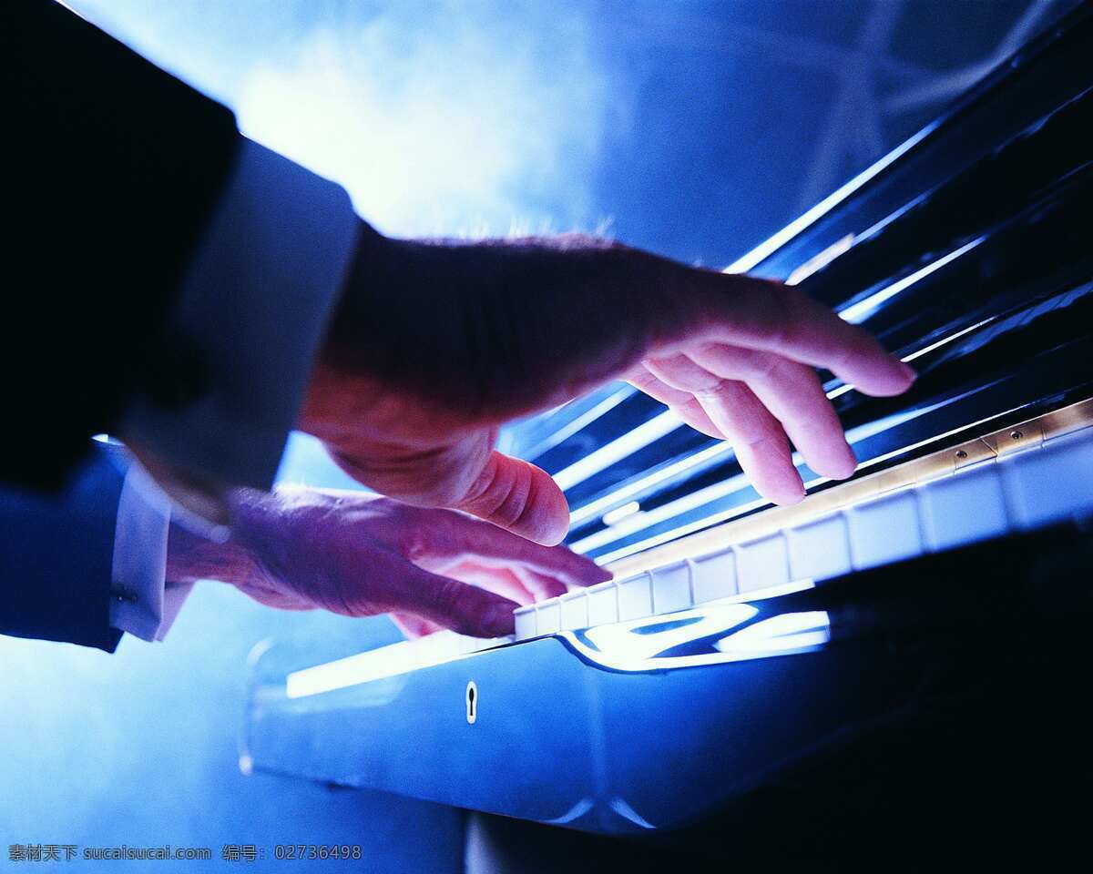 高清晰 乐器 局部 特写 钢琴 键盘 弹 手 艺术 音乐 生活 生活百科 娱乐休闲 集 绵 摄影图库