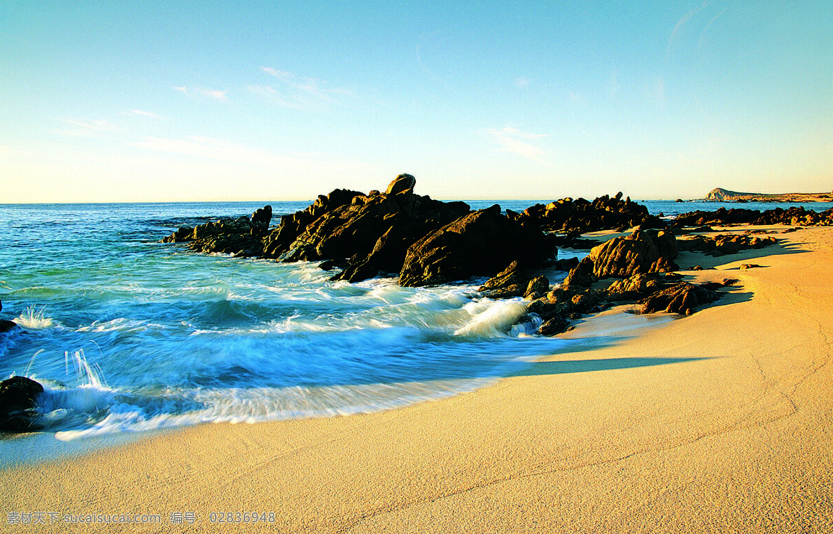 海景 海浪 自然景观 海波极景 沙滩 礁石 椰子树 蓝天 白云 倒映 自然风景