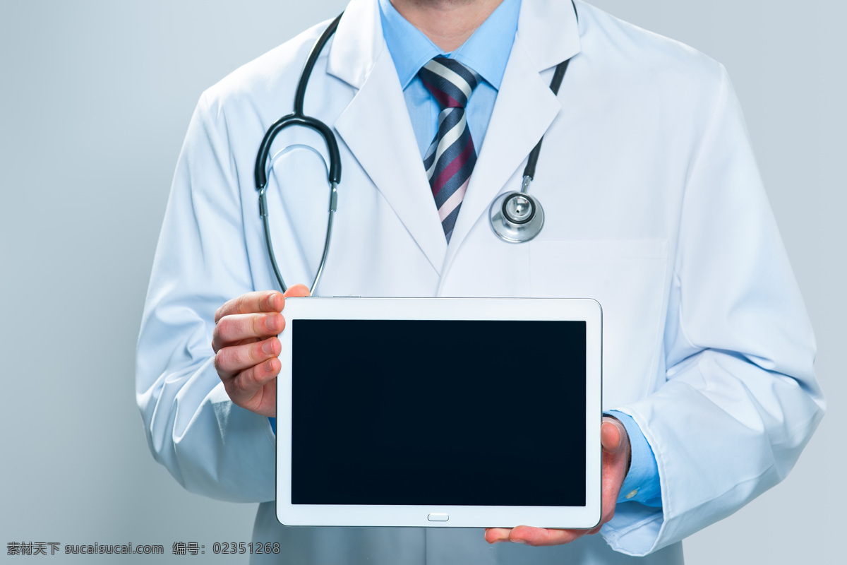 平板电脑 医生 医疗主题 医疗护理 职业男性 听诊器 现代科技
