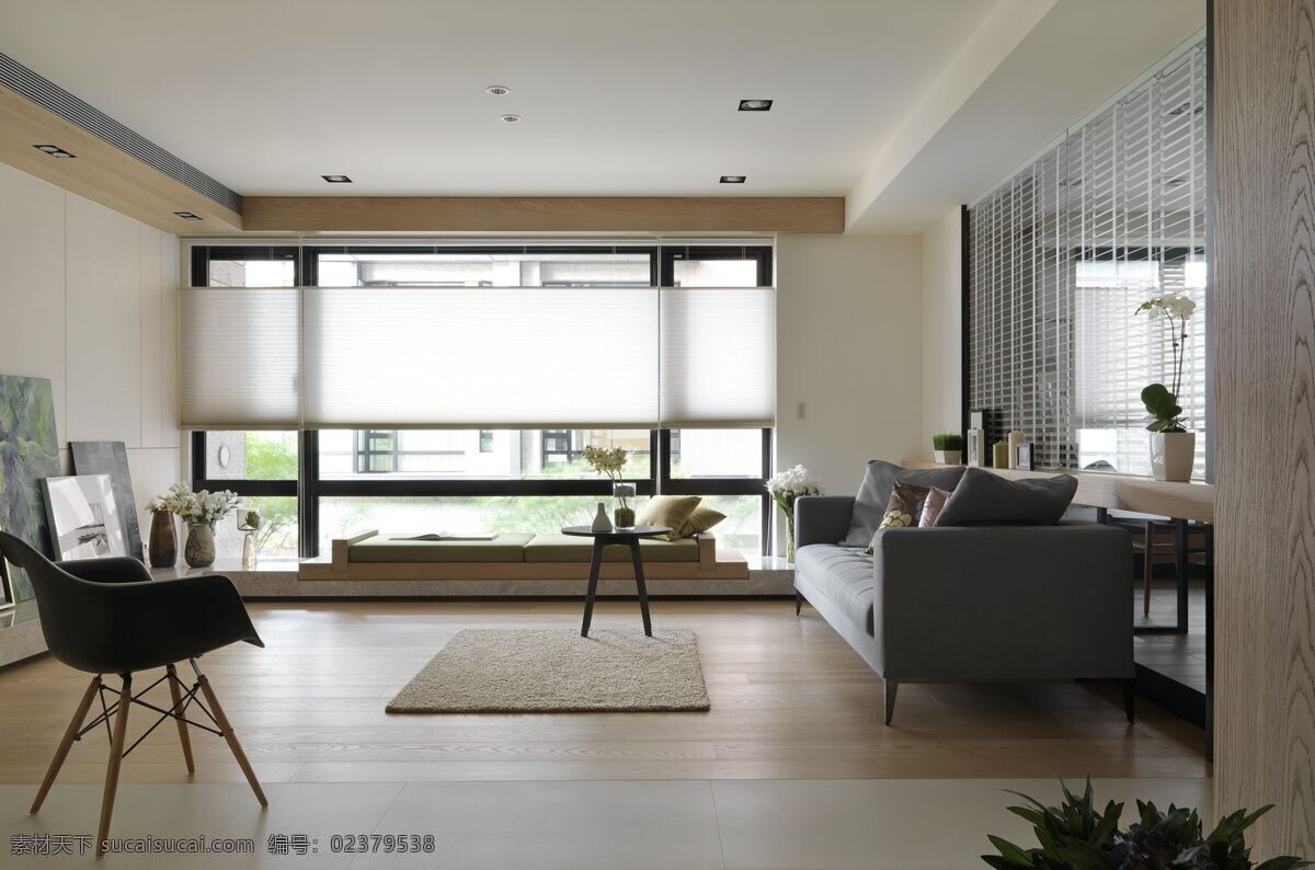 简约 客厅 灰色 地毯 装修 效果图 窗户 方形吊顶 灰色墙壁 镜子 木地板 椅子