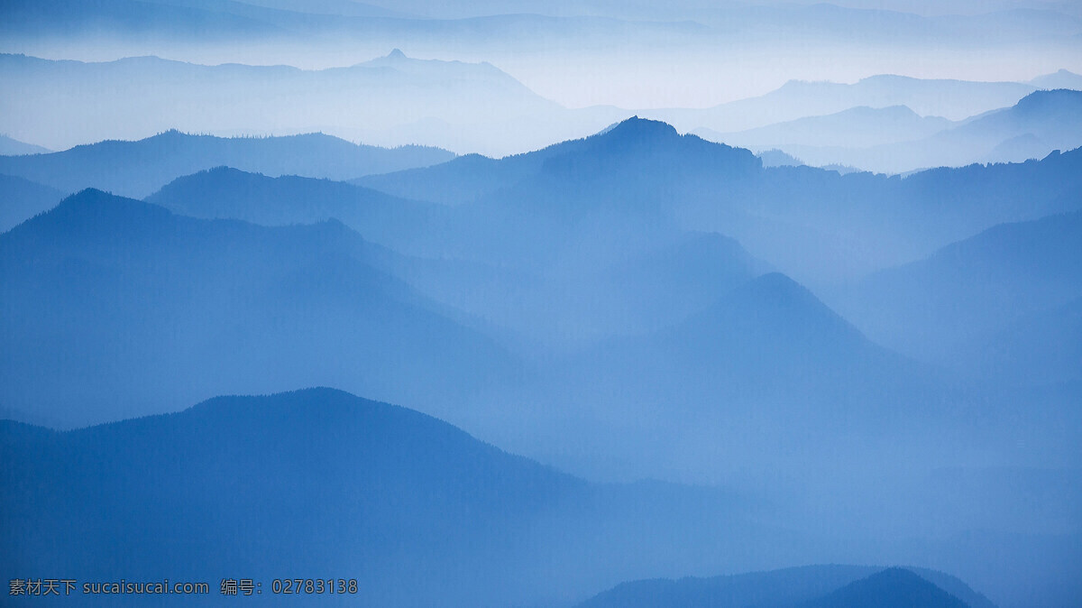 云雾 高山 辉煌 宁静 自在 大雾 山顶 自然风景 自然景观