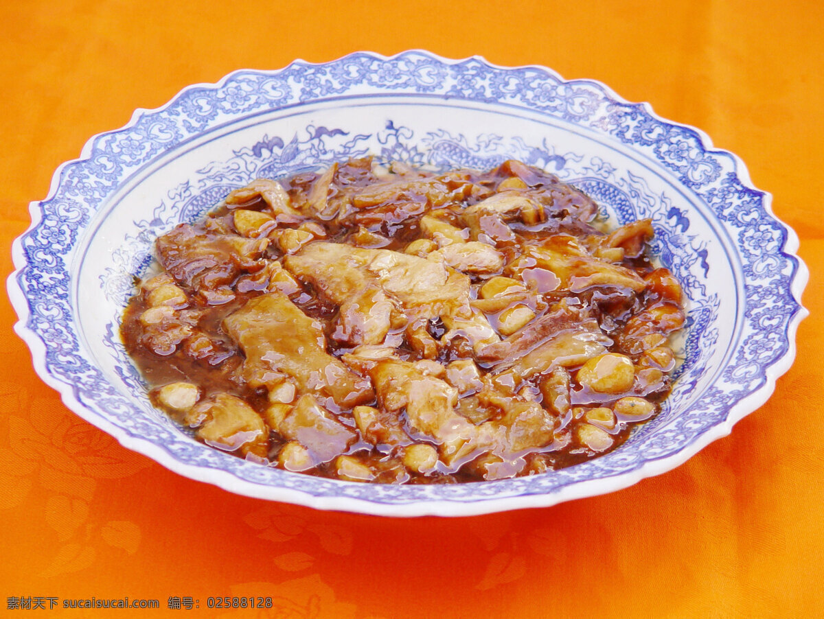蒜子烧驼峰 菜 美味 佳肴 蒜子 驼峰 青花瓷 盘子 餐饮美食 传统美食 摄影图库