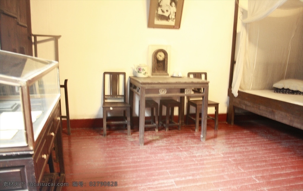 老家具 方桌 红木地板 旧家具 椅子 建筑园林 室内摄影