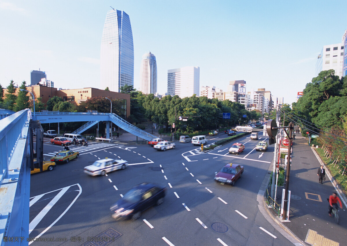 汽车免费下载 公路 楼宇 路灯 汽车 现代科技