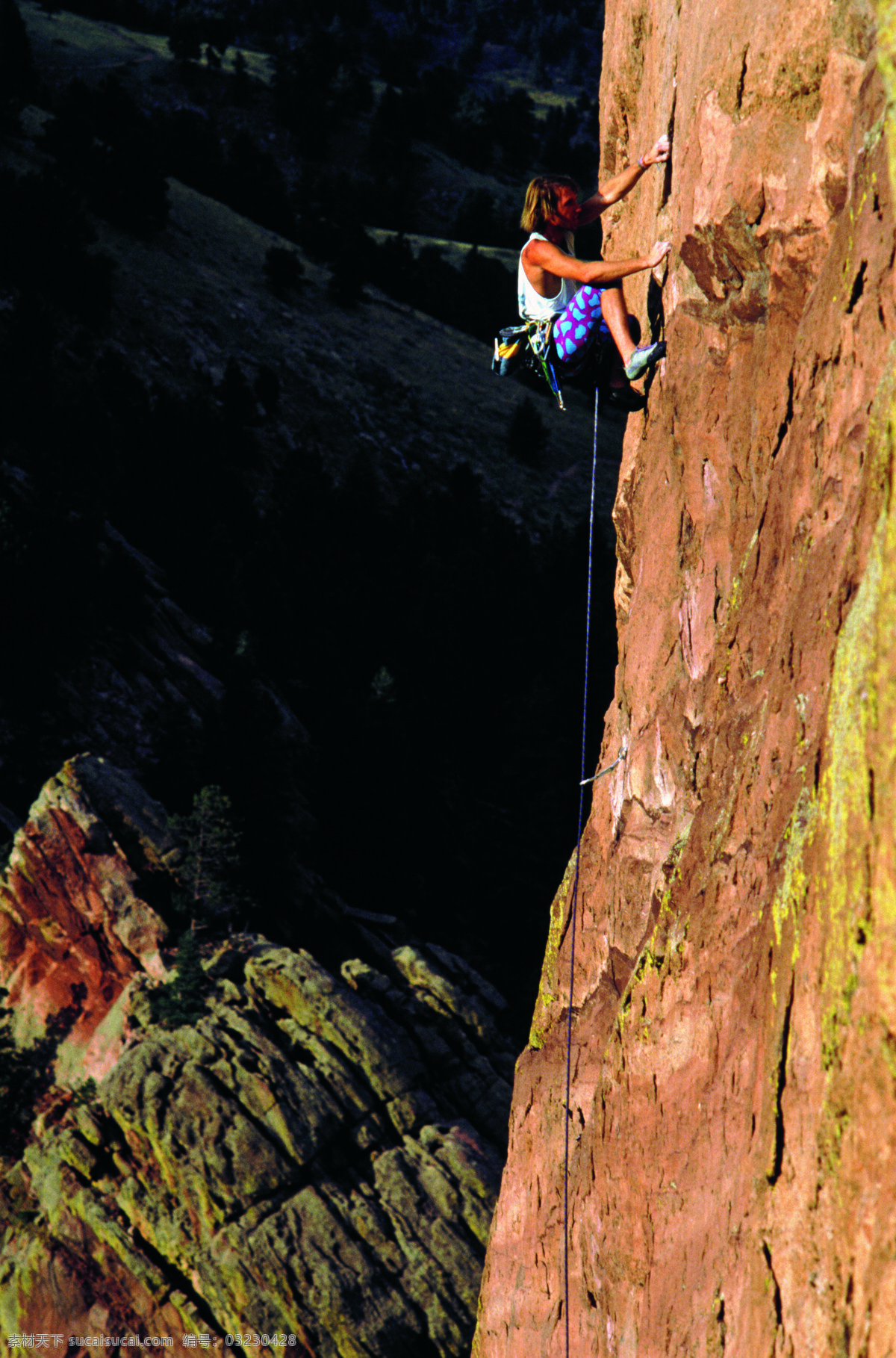 攀岩 户外 悬崖 运动 体育 惊险 高山 陡壁 文化艺术 体育运动 户外运动 摄影图库