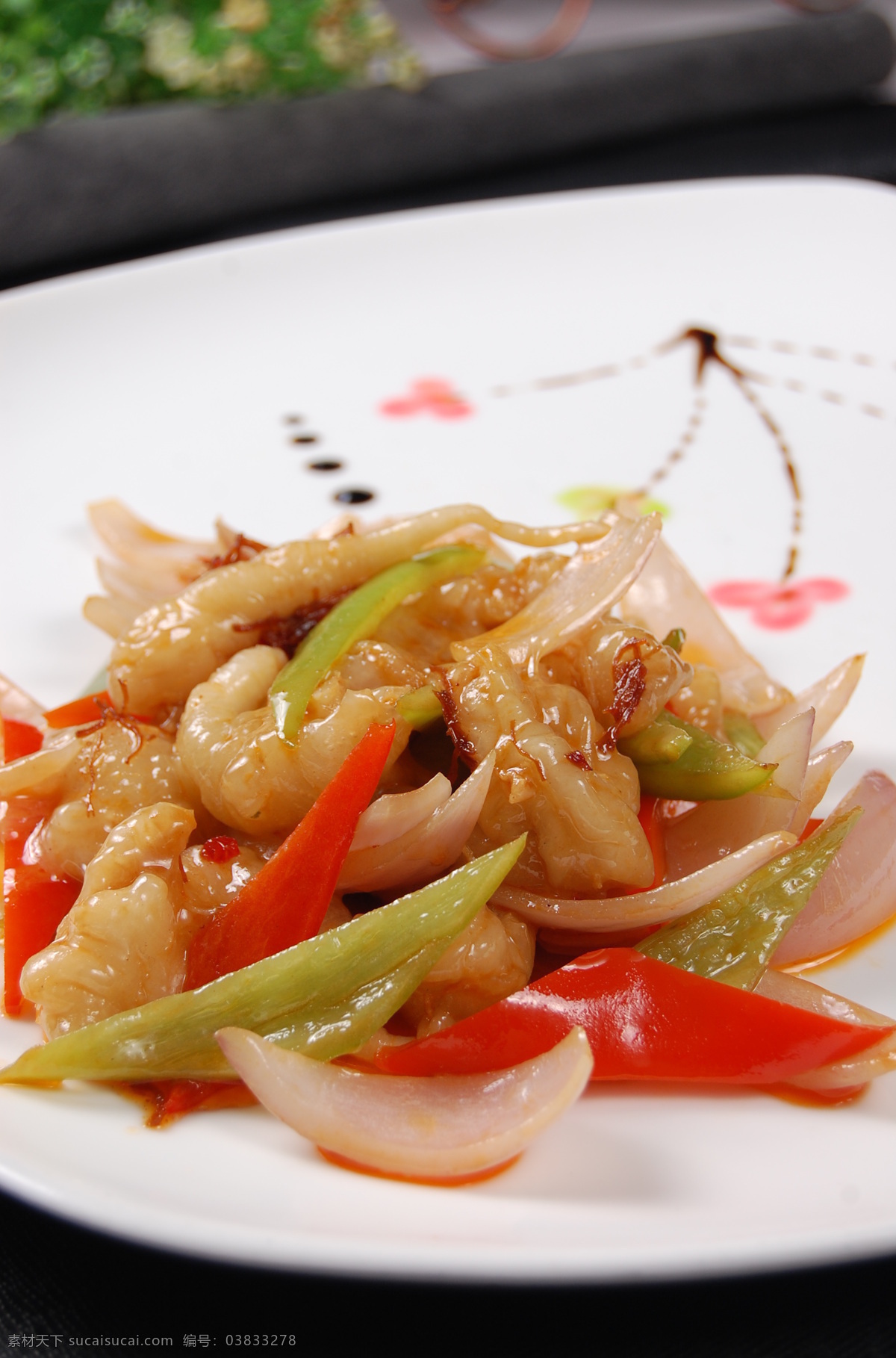 葱爆鱼肚 美食 菜品 菜谱 餐饮 中餐 食品 传统美食 餐饮美食 粤菜 湘菜 淮阳菜 上海菜 北京菜 鲁菜 东北菜 辣椒炒鱼肚 小炒 炒菜 高清 写真照片