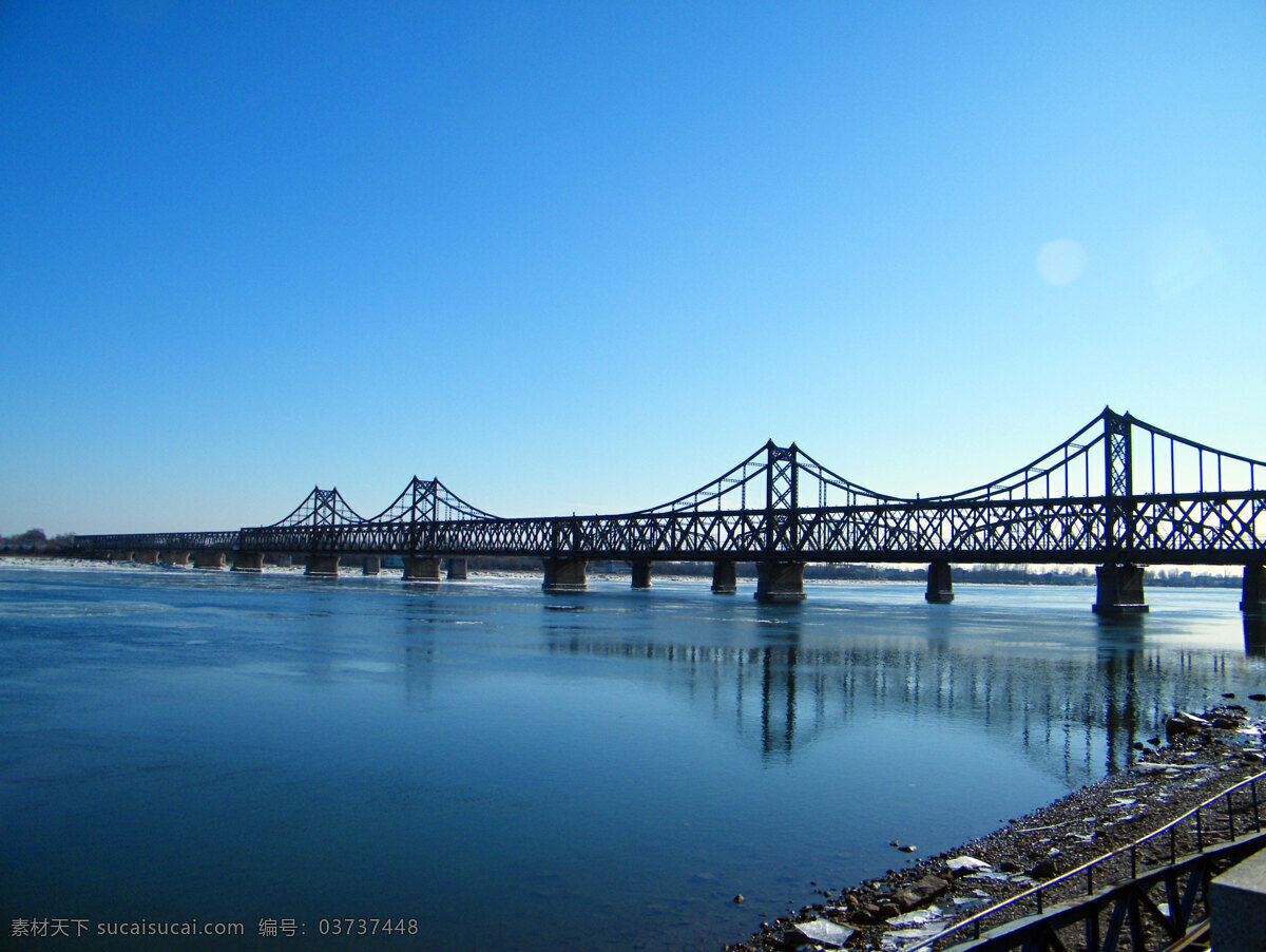 鸭绿江大桥 桥梁 铁路桥 建筑景观 自然景观
