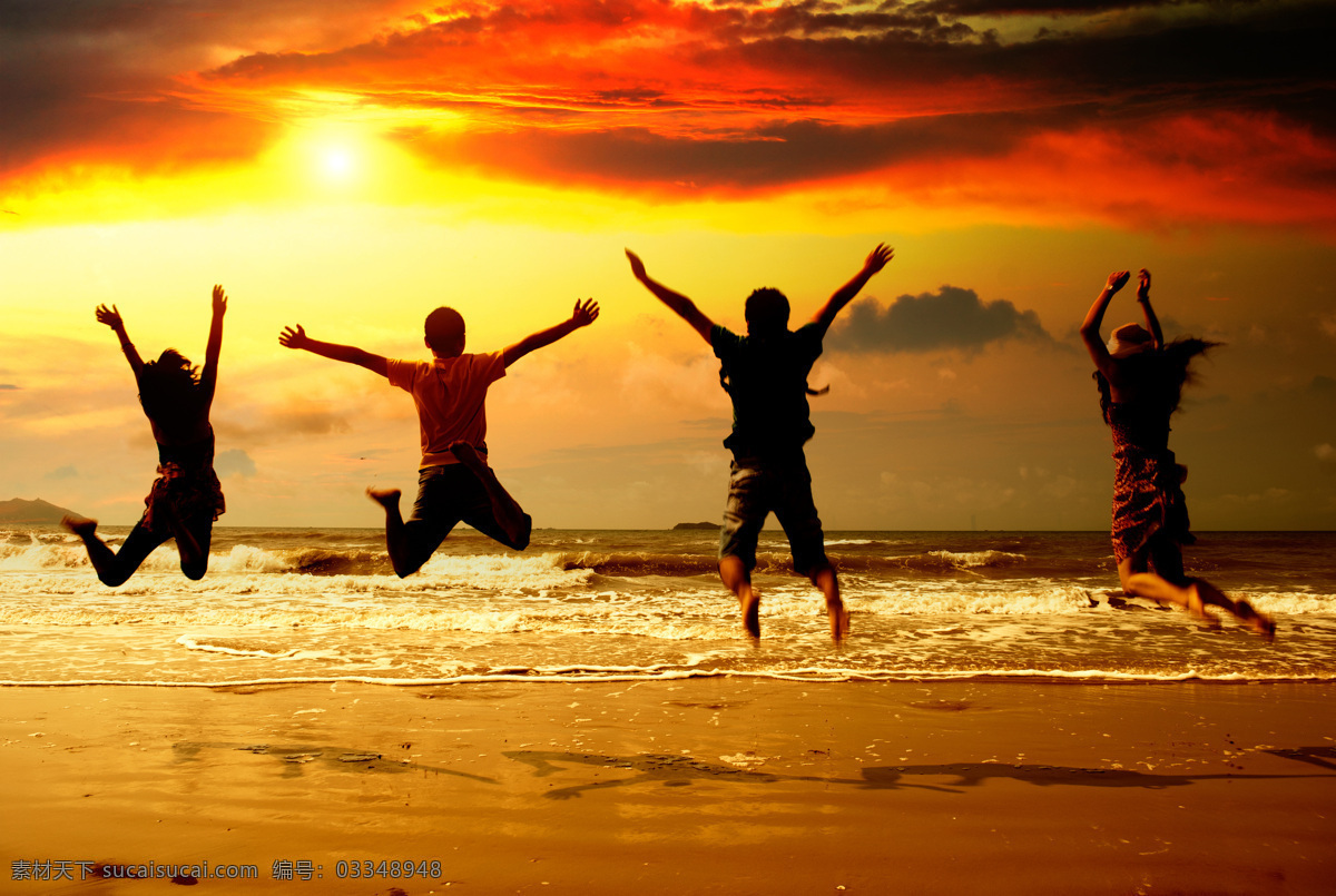大海 沙滩 上 跃起 四 个人 裸体 跳跃 四人 人物素材 生活人物 人物图片