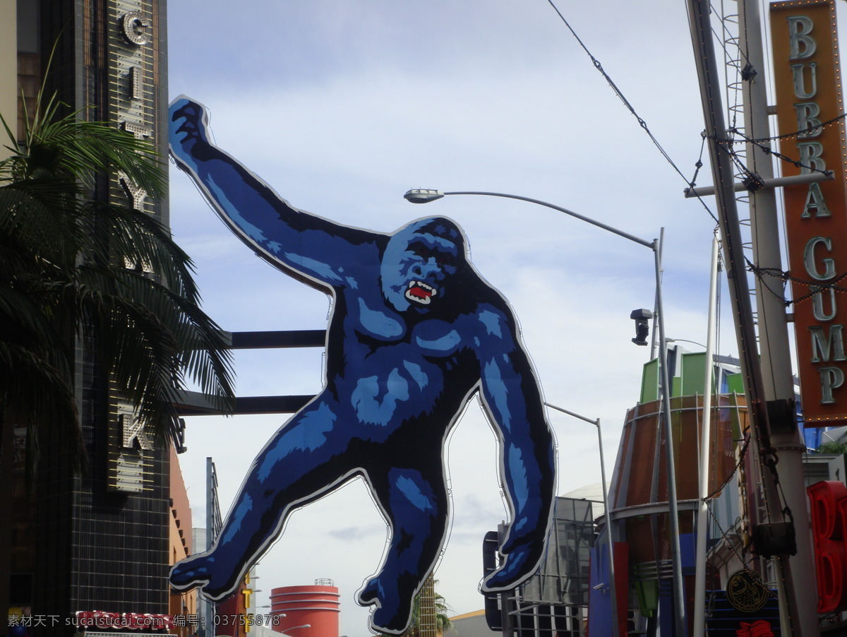 人猿泰山 艺术品 模型 宣传牌 街头 文化艺术