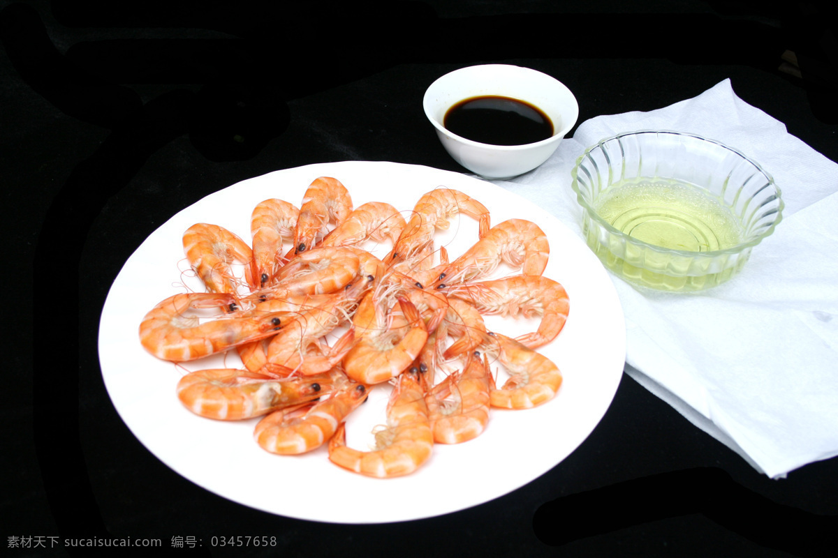 白灼虾 大虾 蘸酱 中华美食 美味 熟菜 盘子 餐饮美食 传统美食 摄影图库