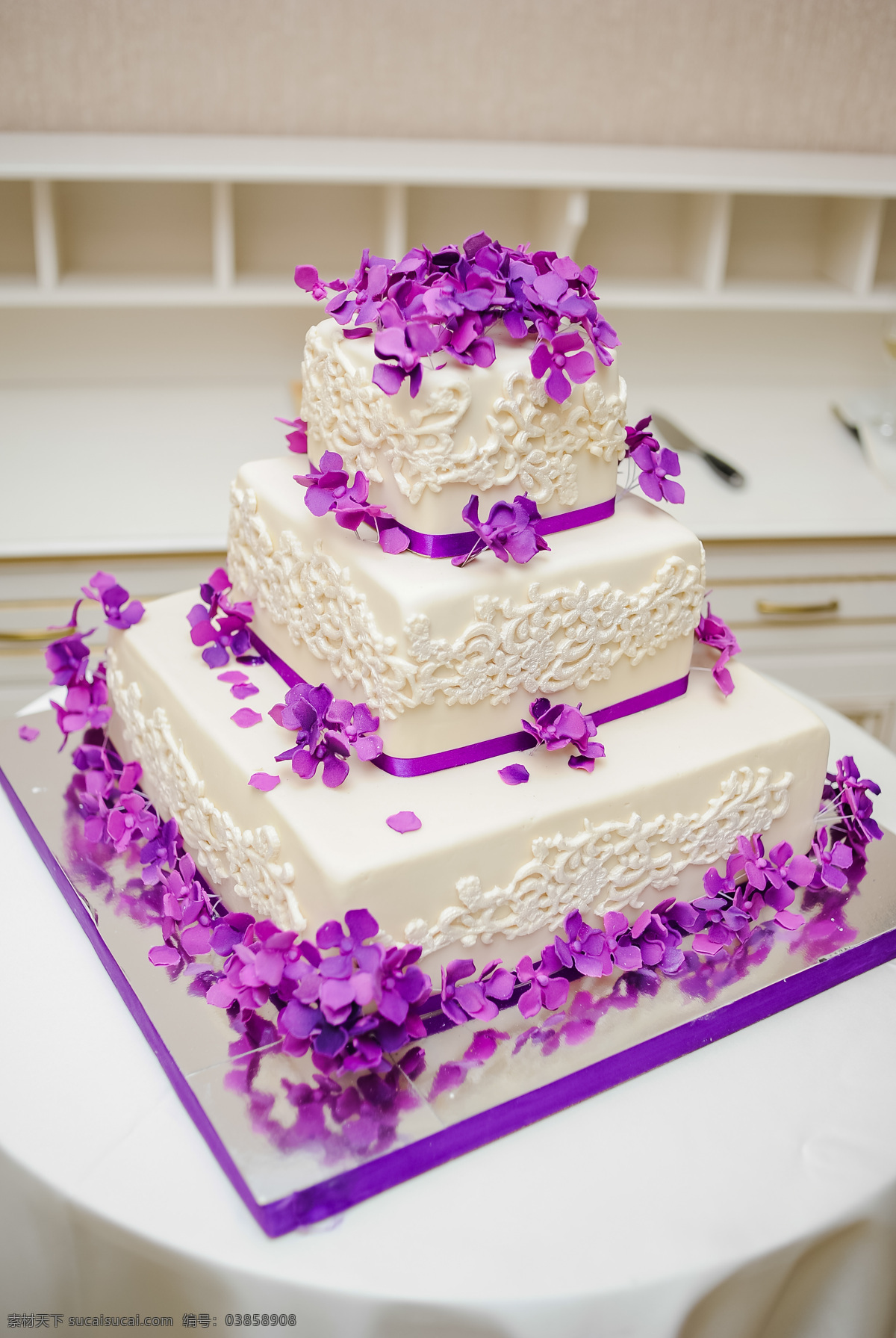 方形 蛋糕 婚礼蛋糕 蛋糕摄影 糕点 甜品美食 食物摄影 生日蛋糕图片 餐饮美食