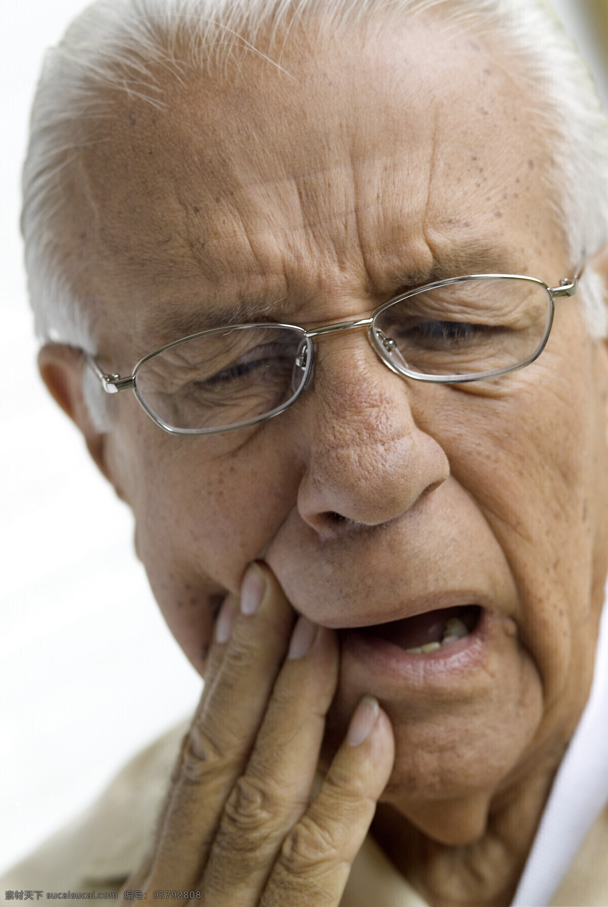 牙痛的老人 生病的老人 痛苦 老年人 高清 老人 表情 人物表情 老年人表情 老年人物 人物图库