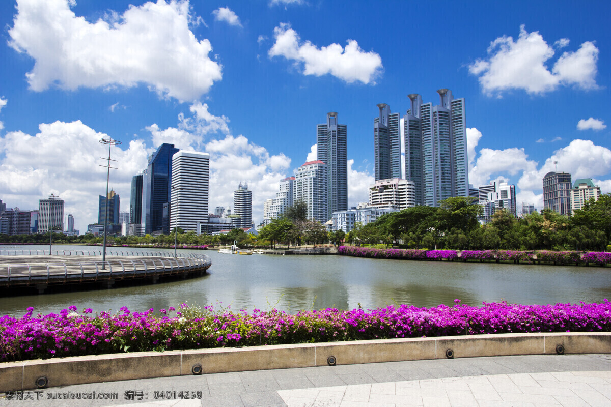 高楼大厦 蓝天 城市 海水 海岸城市 倒影 户外风景 建筑群 建筑风情 建筑摄影 建筑园林 户外海报 城市海报 文明建设 城市建设 城市高清图片