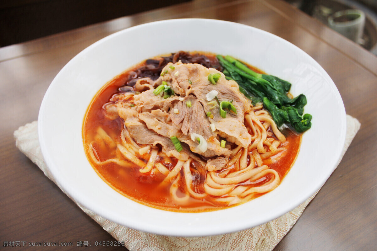 红烧肥牛面 红烧 牛肉 肥牛 面食 汤面 传统美食 餐饮美食