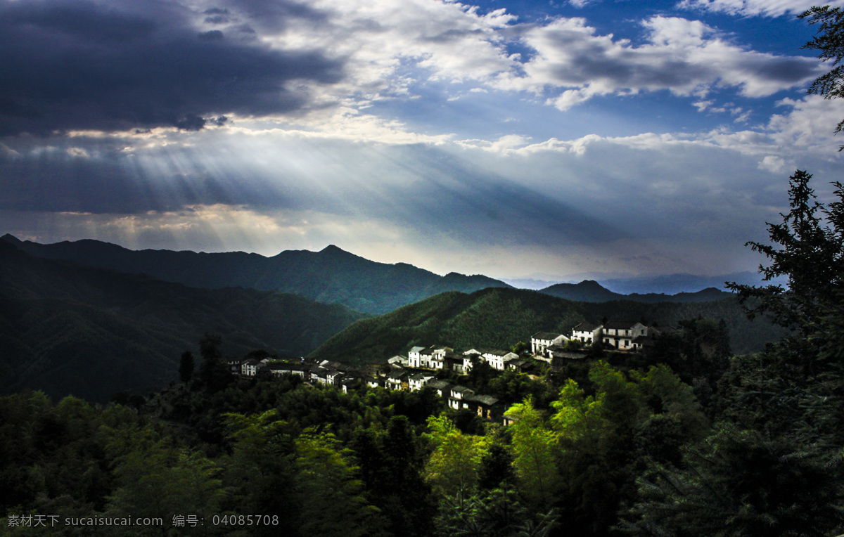 梦幻山村 山村 光束 云 蓝天 梦幻 秀色木梨硔 山水风景 自然景观