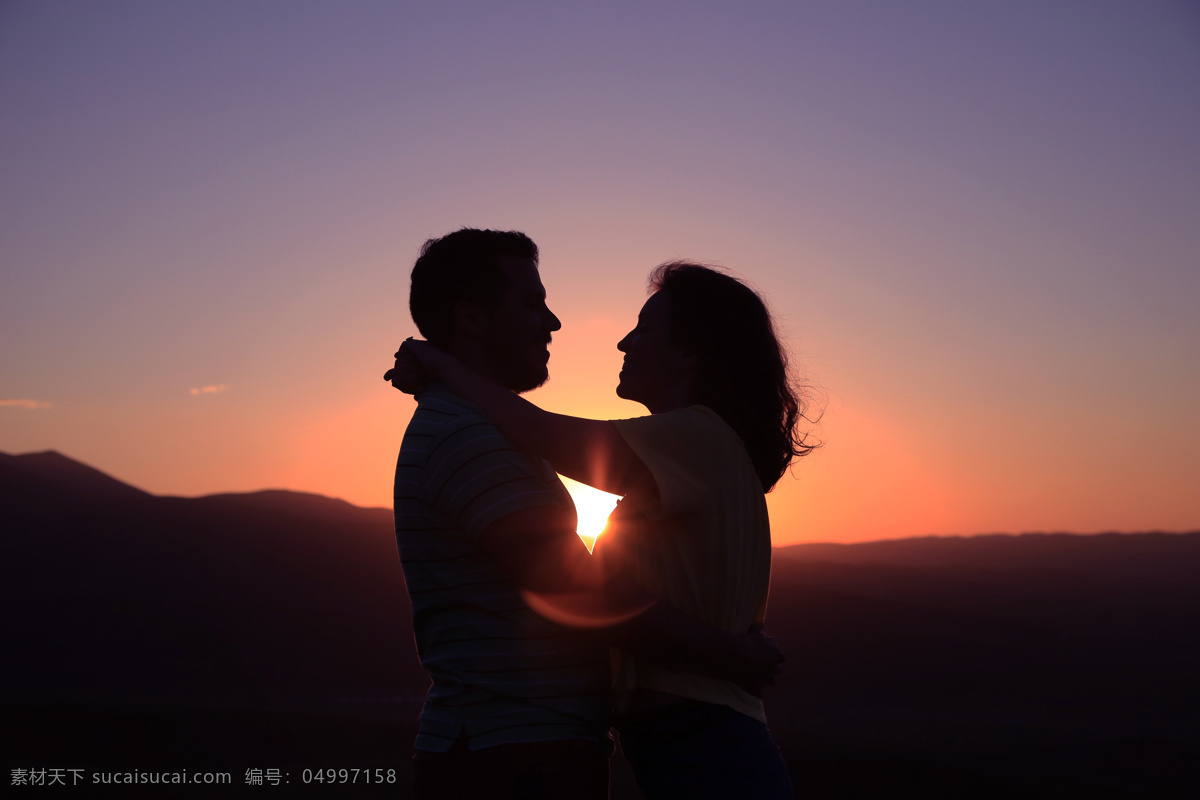 情侣背光照 唯美 背光 情侣 日落 夕阳 日出 拥抱 浪漫 高质量图片 旅游摄影 国外旅游