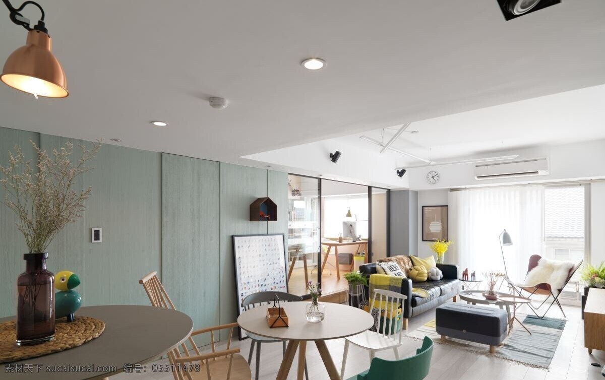 现代 时尚 客厅 褐色 壁灯 室内装修 效果图 白色餐桌 客厅装修 木地板