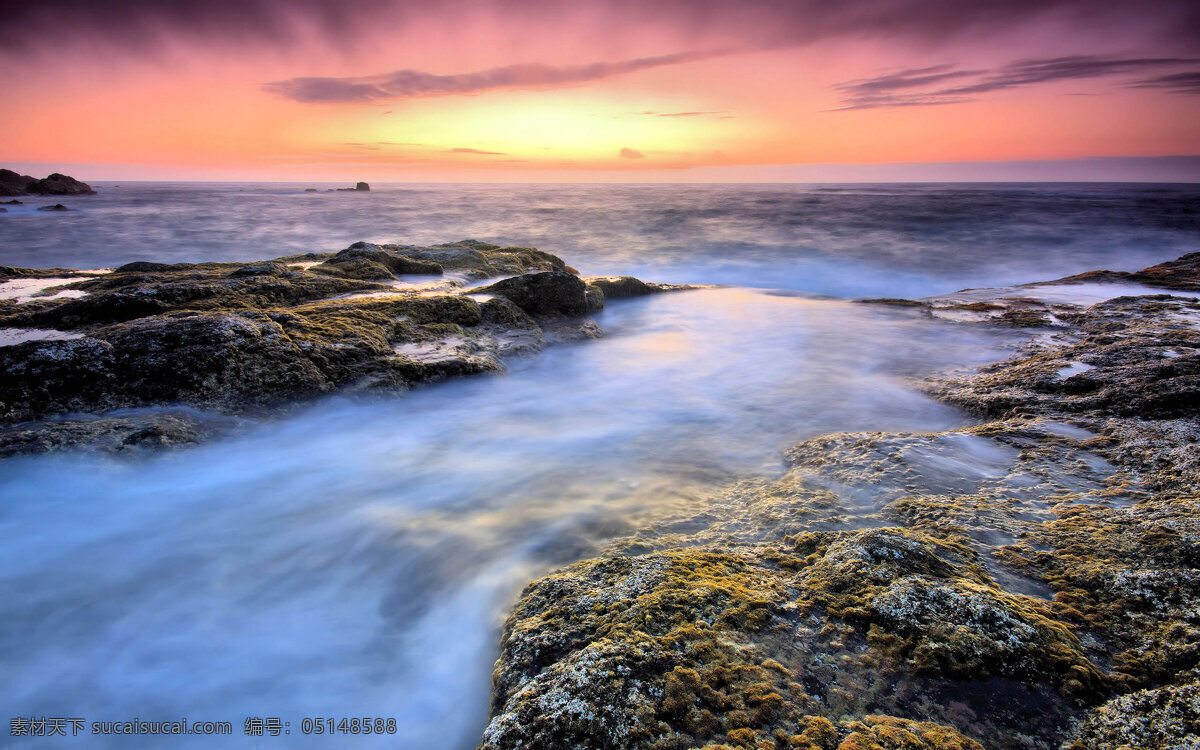 傍晚 海水 海滩 河 河流 湖水 黄昏 流水 自然风光 夕阳 落日 晚霞 日落 小岛 云 风卷云涌 山水 自然风景 自然景观