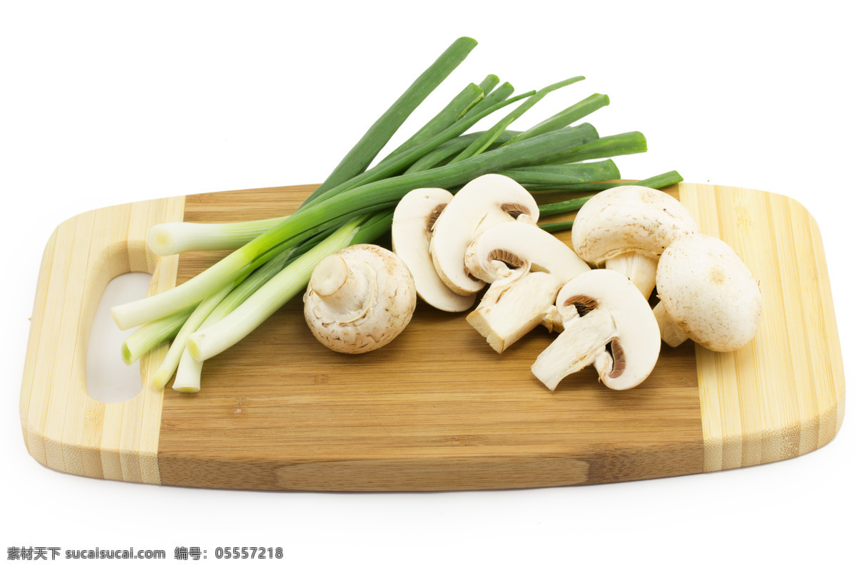 菜板 上 磨 菇 磨菇 香菇食物原料 食材原料 餐饮美食 美食摄影