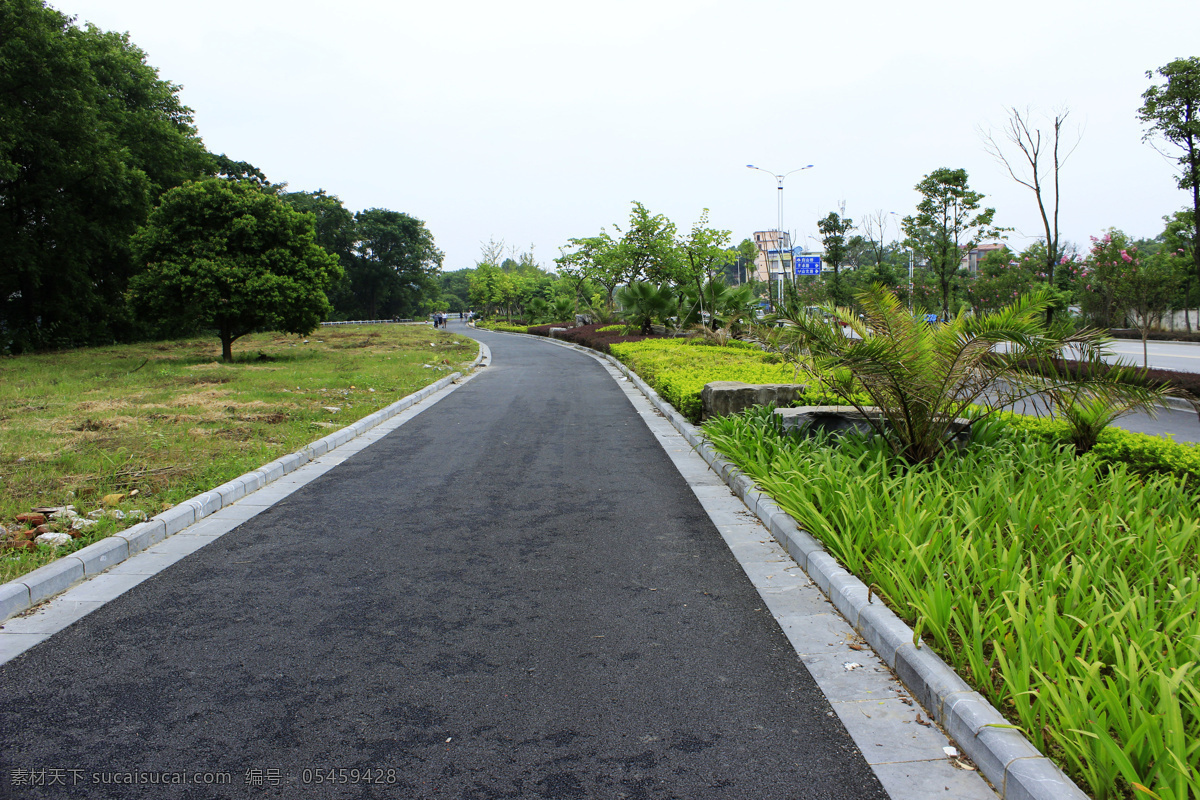 柏油路走道 道路 人行道 走道 柏油路 非机动车道 自行车道 栏杆 石栏杆 青石栏杆 护栏 石护栏 青石护栏 围栏 石围栏 绿化 园林绿化 人行道绿化 道路绿化 树木绿化 绿化草地 草地 草地绿化 隔离带 隔离带绿化 栏杆素材 石栏杆素材 人行道素材 柏油路素材 绿化带 绿化带素材 人行道摄影 栏杆摄影图片 自然景观 自然风景