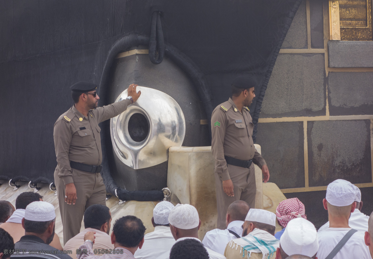 阿拉伯 警察 教徒 麦加朝觐 麦加克尔白 伊斯兰教 麦加清真寺 沙拉阿拉伯 城市风光 环境家居