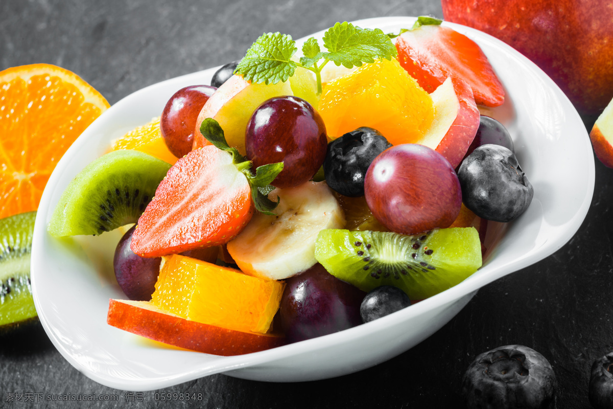 碗 里 水果 食物 美食 水果蔬菜 水果图片 餐饮美食